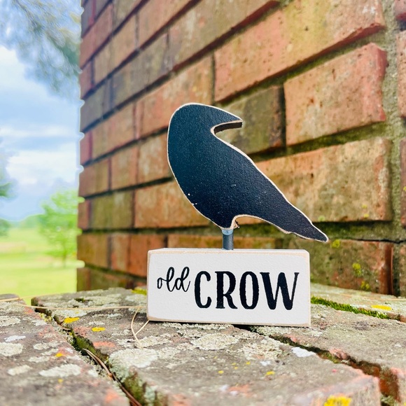 *Wooden Old Crow on Base Shelf Sitter - Picture 10 of 14